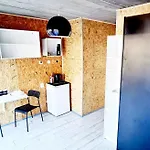 Sub Hel. Budzetowe W Domu Z Basenem. Wokol Domu Tylko Natura. Balkon Zbyteczny. * Hel