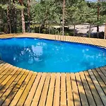Sub Hel. Budzetowe W Domu Z Basenem. Wokol Domu Tylko Natura. Balkon Zbyteczny. *