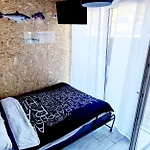 Apartment Sub Hel. Budzetowe W Domu Z Basenem. Wokol Domu Tylko Natura. Balkon Zbyteczny.