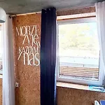 Apartment Sub Hel. Budzetowe W Domu Z Basenem. Wokol Domu Tylko Natura. Balkon Zbyteczny. *