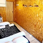 Sub Hel. Budzetowe W Domu Z Basenem. Wokol Domu Tylko Natura. Balkon Zbyteczny. * Hel