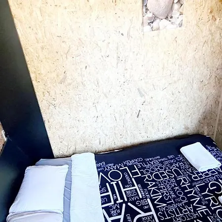 Sub Hel. Budzetowe W Domu Z Basenem. Wokol Domu Tylko Natura. Balkon Zbyteczny. 헬