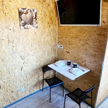 Sub Hel. Budzetowe W Domu Z Basenem. Wokol Domu Tylko Natura. Balkon Zbyteczny. * Hel