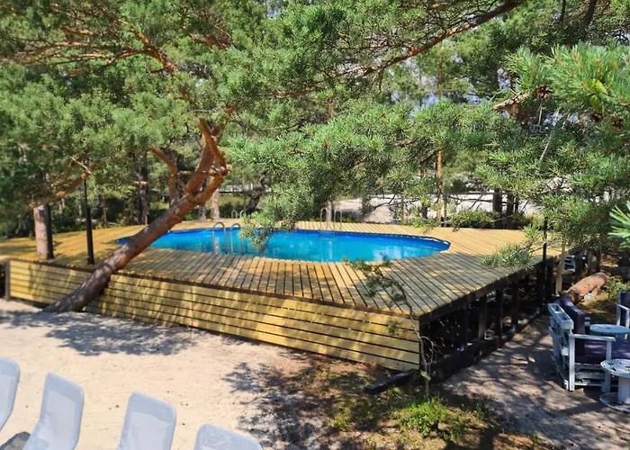 Διαμέρισμα Sub Hel. Budzetowe W Domu Z Basenem. Wokol Domu Tylko Natura. Balkon Zbyteczny.