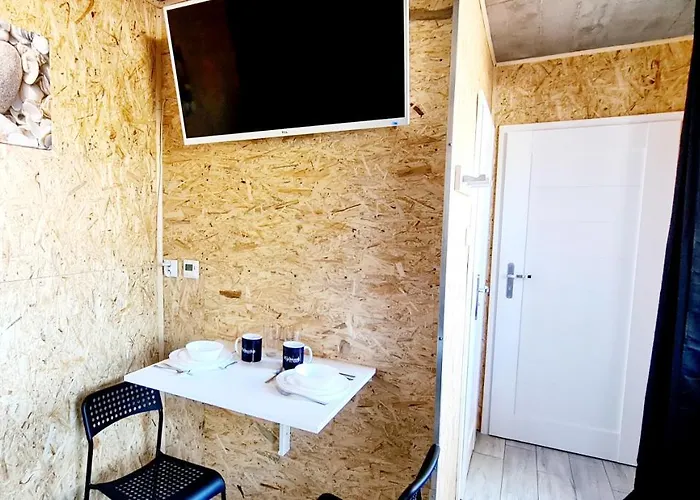 Sub Hel. Budzetowe W Domu Z Basenem. Wokol Domu Tylko Natura. Balkon Zbyteczny. *