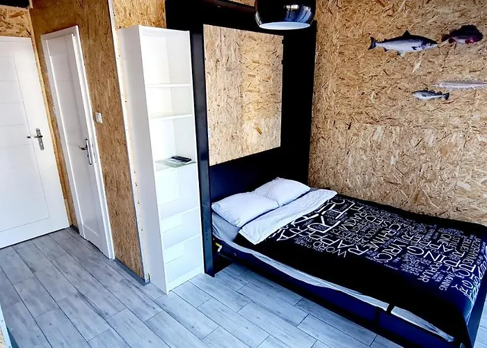 Sub Hel. Budzetowe W Domu Z Basenem. Wokol Domu Tylko Natura. Balkon Zbyteczny. Διαμέρισμα *