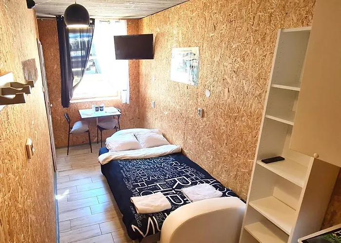 Διαμέρισμα Sub Hel. Budzetowe W Domu Z Basenem. Wokol Domu Tylko Natura. Balkon Zbyteczny.