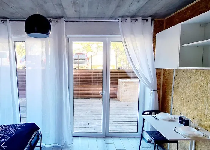 Διαμέρισμα Sub Hel. Budzetowe W Domu Z Basenem. Wokol Domu Tylko Natura. Balkon Zbyteczny. Hel