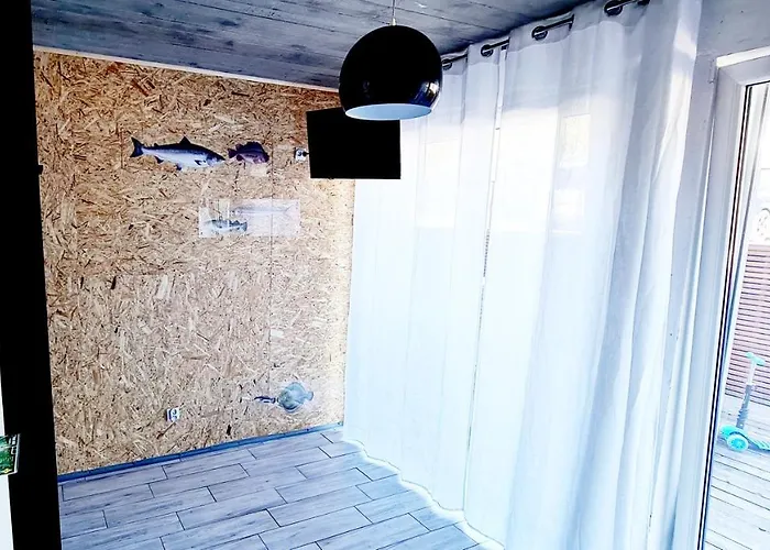 Διαμέρισμα Sub Hel. Budzetowe W Domu Z Basenem. Wokol Domu Tylko Natura. Balkon Zbyteczny. *